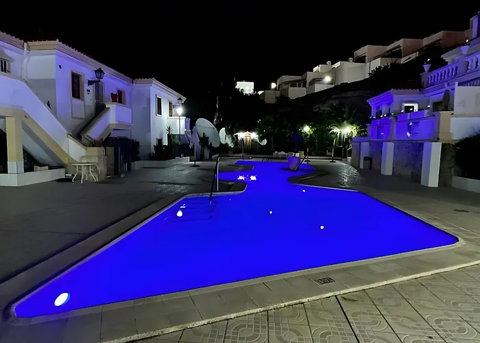 Exclusive Americas *